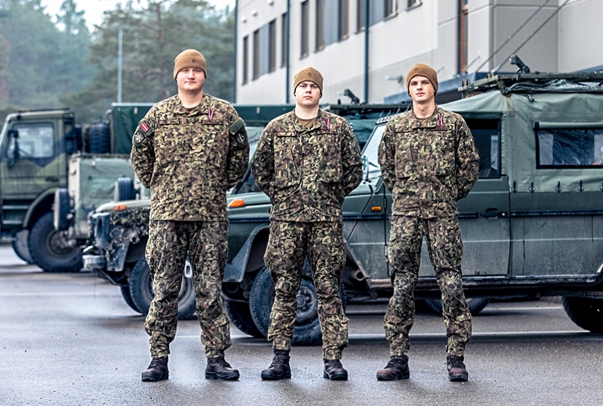Ik novembris Latvijā aizrit patriotiskās noskaņās
