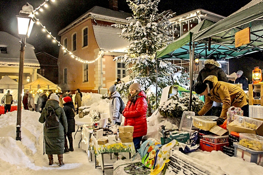 Burtnieku kvartāla tirdziņš – vēl lielāks un sirsnīgāks