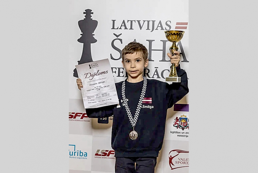 Limbažniekam – sudraba medaļa Latvijas jauniešu šaha čempionātā