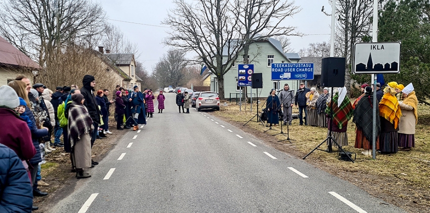 Mūspusē pēc senām lībiešu tradīcijām modina putnus