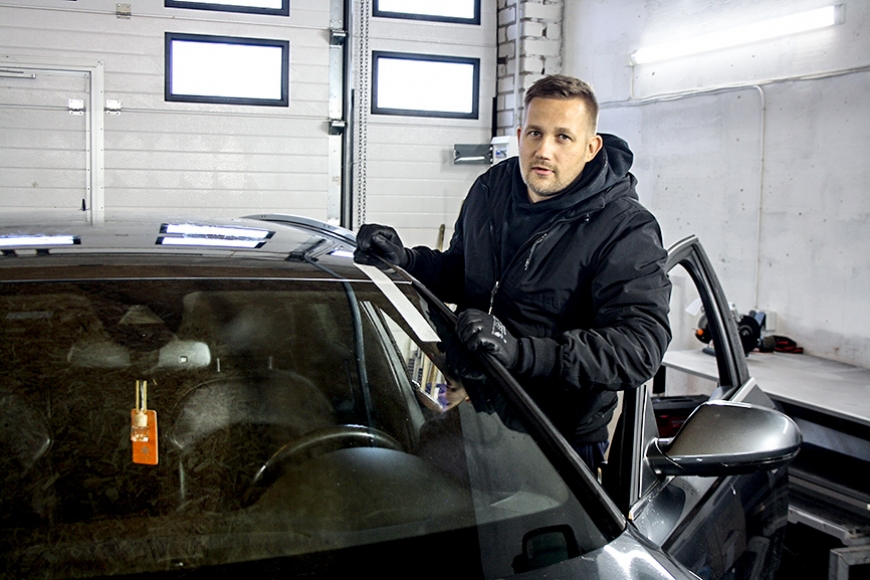 Gaišāks skats uz pasauli pa auto logu