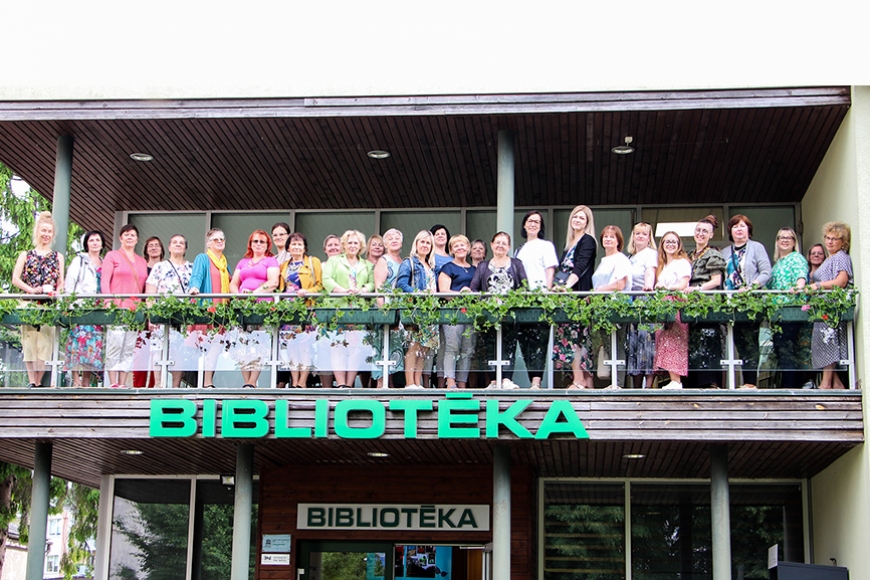 Limbažu novada bibliotekāri satiekas ar kolēģiem Dobelē