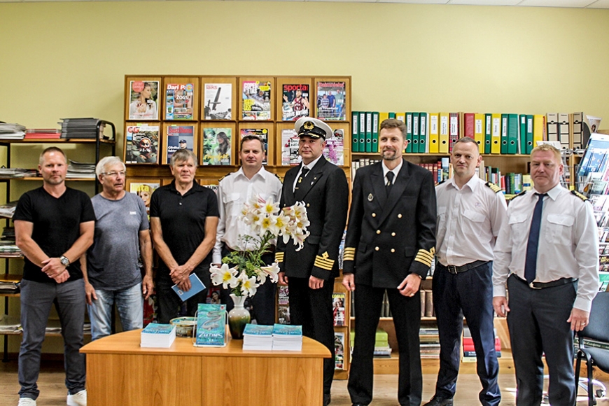 Jūrnieki tiekas Salacgrīvā