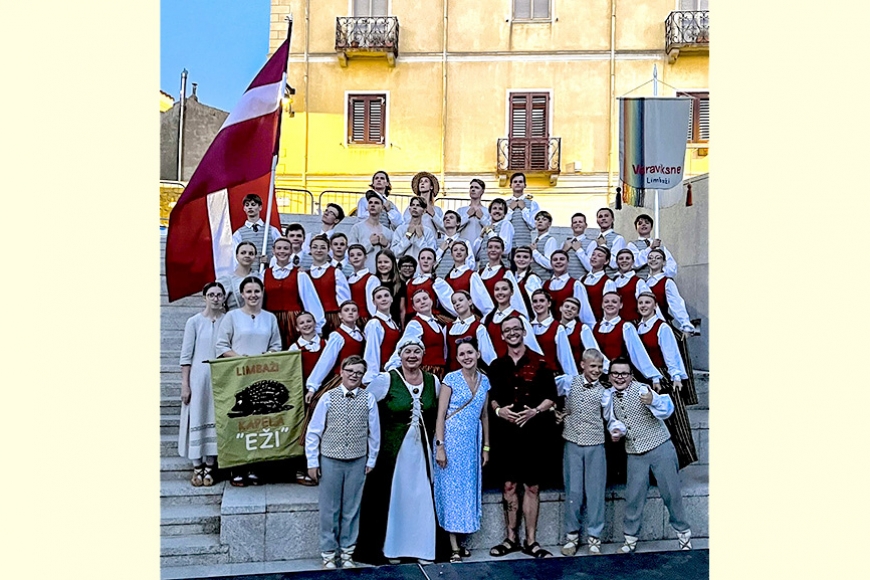 «Eži» un «Varavīksne» Eiropiādē Sardīnijā