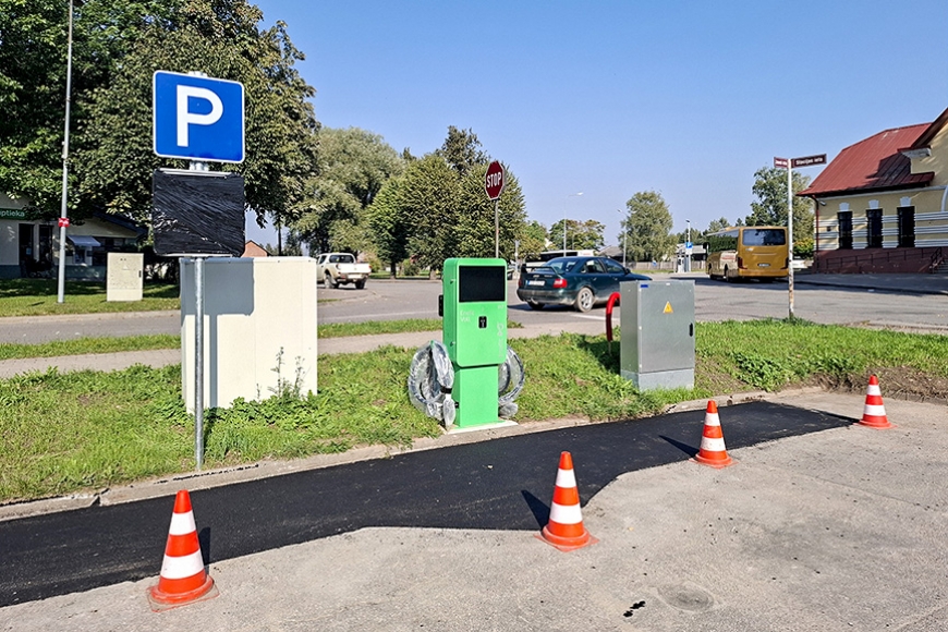 Limbažos būs divas jaunas elektroauto uzlādes stacijas
