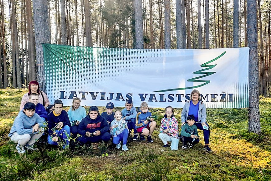 Limbažu novada speciālās pamatskolas audzēkņi «Meža ekspedīcijā»