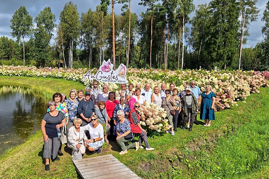 Limbažu pagasta seniori iepazīst kaimiņu novadu