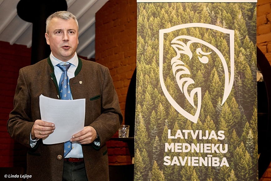 Likumi regulē un palīdz