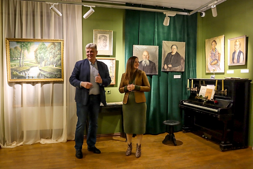 Limbažu muzejā aplūkojama gleznu privātkolekcija
