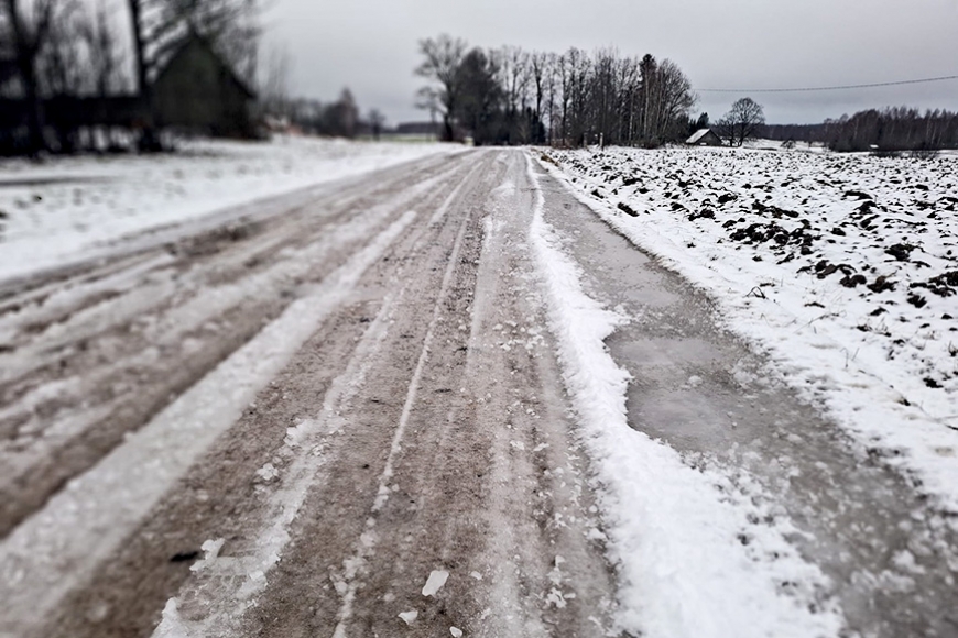 Autobusi nevar iebraukt divās pieturās – klimats vainīgs