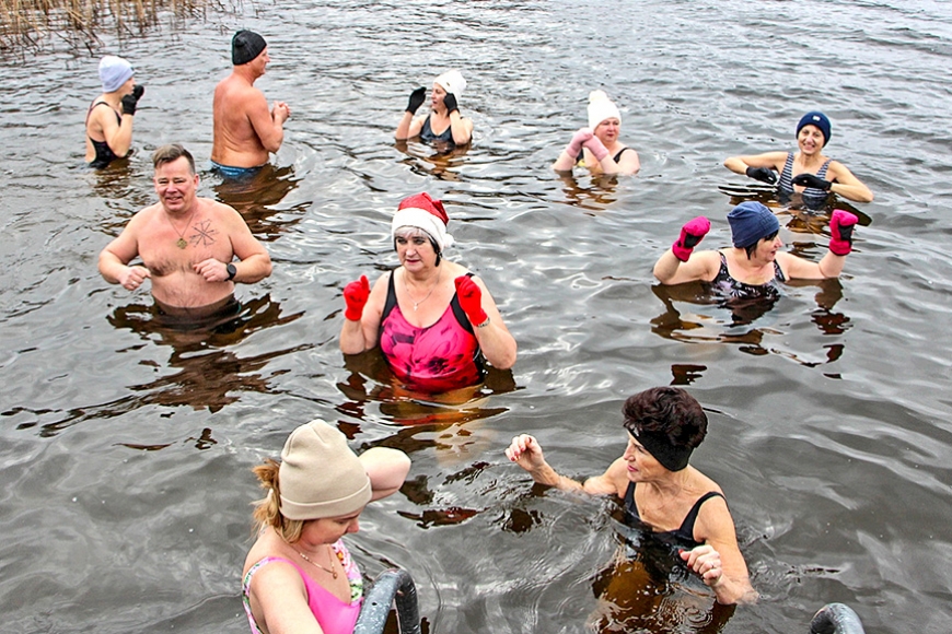 Limbažos tikās no ziemas peldēšanas atkarīgie