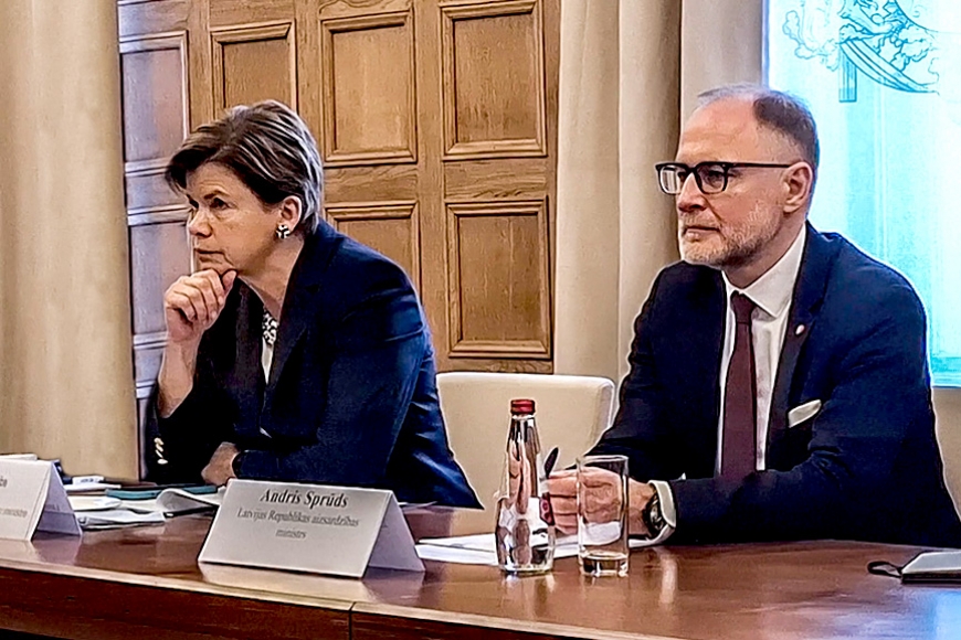 Kara nebūs, Latvijas drošība tiek stiprināta: ministru vēstījums reģioniem