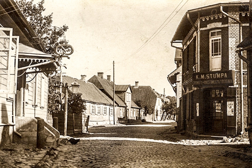 Par Limbažu ielu un ietvju kārtību senāk