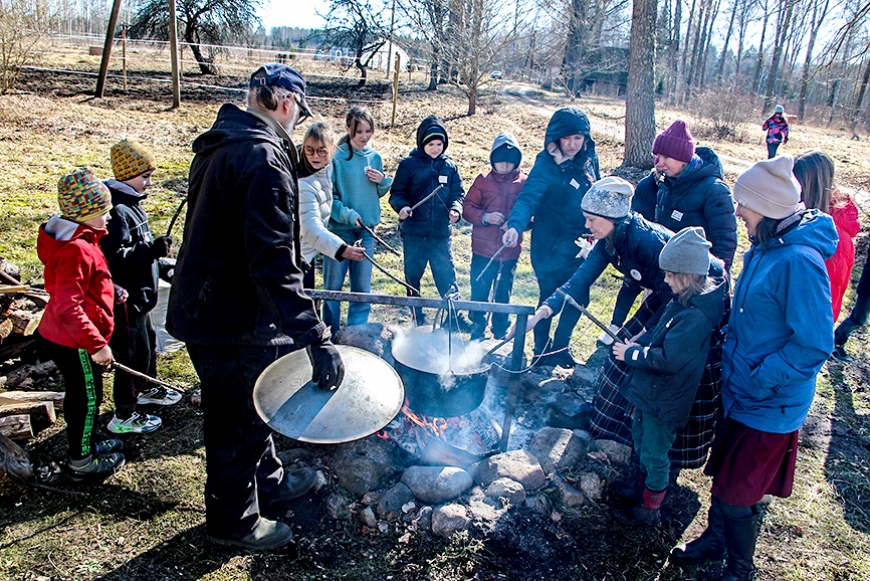 Lielās dienas ieskandināšana Pociema skolā