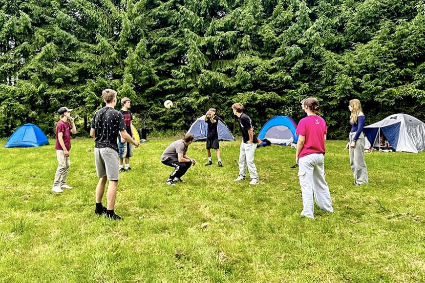 Jaunieši piekto reizi pulcējās «Ideju naktī»