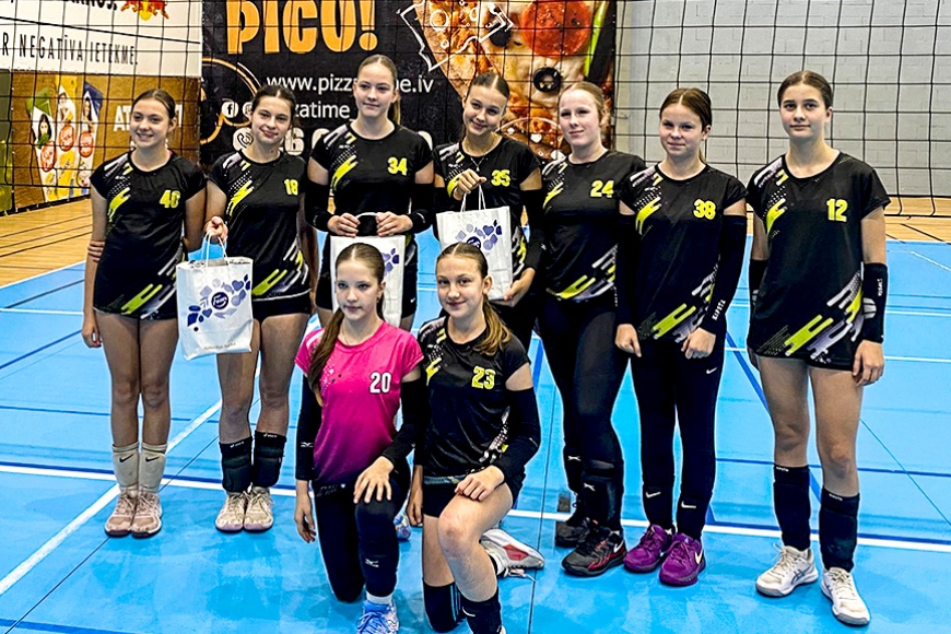 Limbažu U14 volejbolistēm 2. vieta EVL