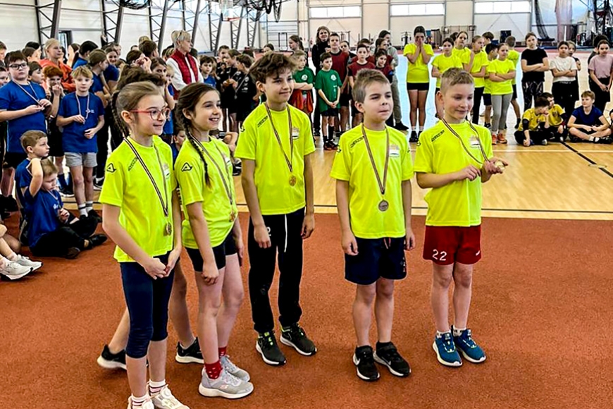 200 Limbažu novada skolēni sacenšas stafetēs