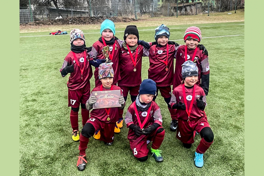 “Mazie meistariņi” no futbola turnīra Valgā pārved čempionu titulu