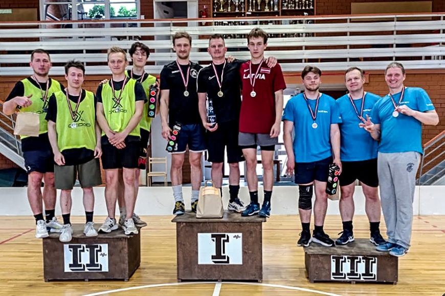 Vidrižos aizvadīts Lieldienu florbola turnīrs