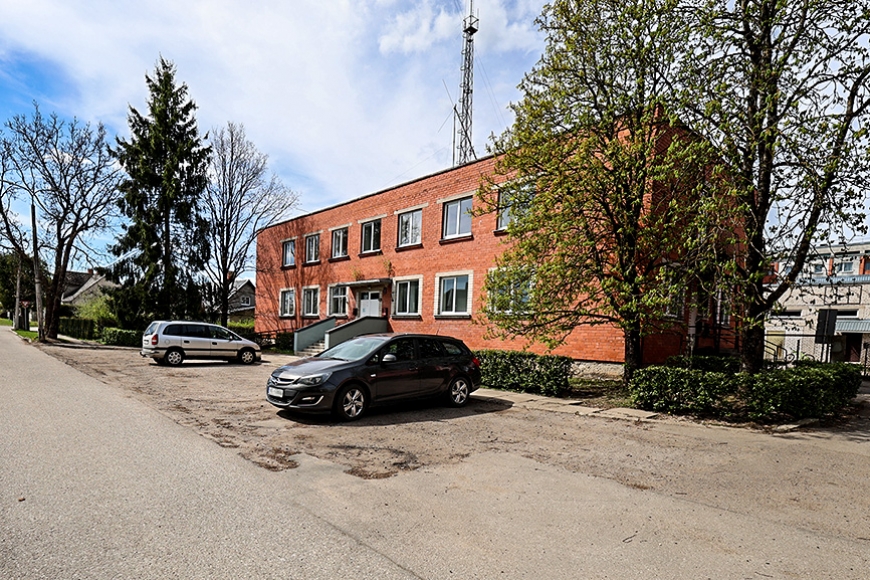 Beigas un jauns sākums Limbažos, Zāles ielā 8
