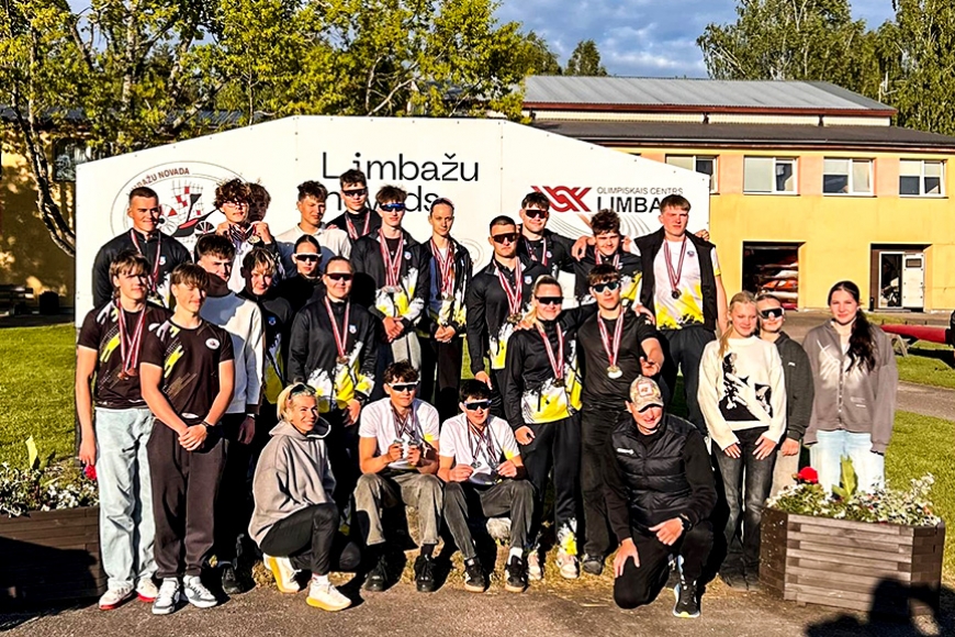Grūtas cīņas Latvijas junioru un U23 čempionātā mūsu airētājiem vainagojas panākumiem
