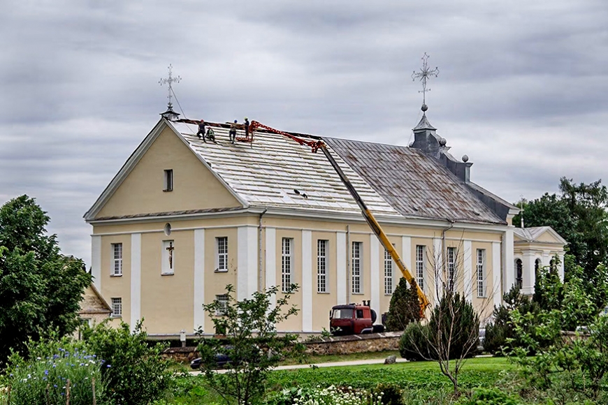 Latgale: Bebrenes dievnama jumtu atjaunos ar valsts atbalstu