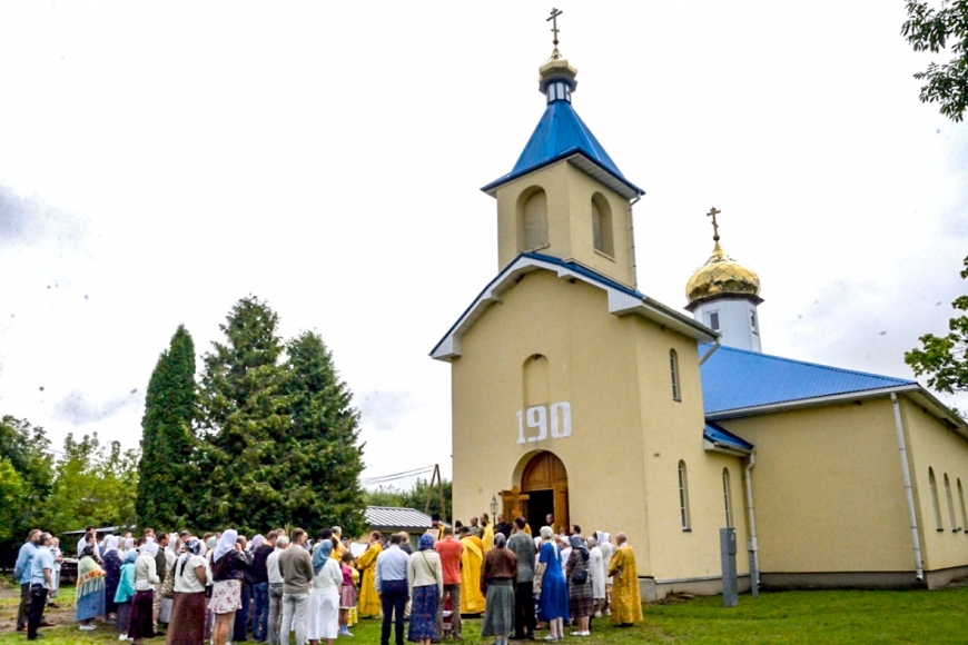 Latgale: Maļinovā sāk darboties 15 gadus celtais pareizticīgo dievnams
